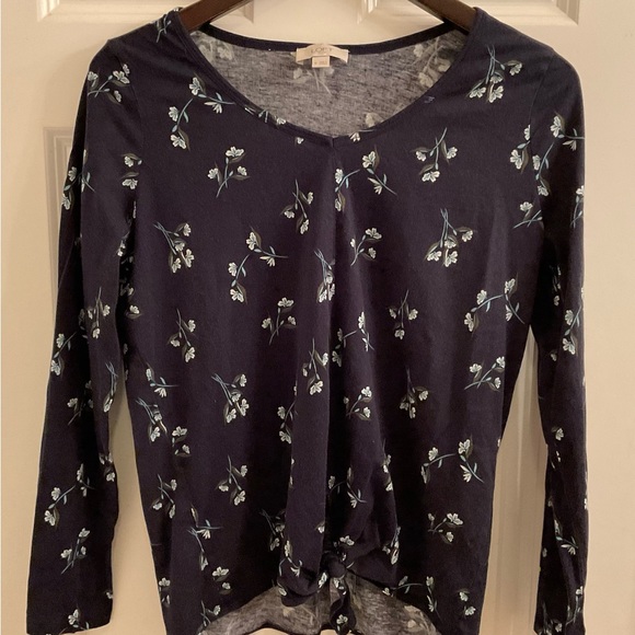 Loft Outlet Floral Tie-Front Top - Medium - Picture 2 of 8
